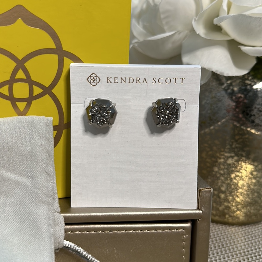 Kendra Scott Silver Black Drusy Stud Earrings EUC